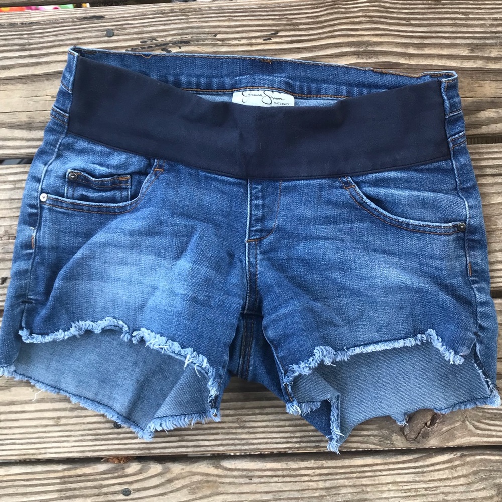 Jessica Simpson maternity shorts, xs